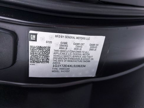 Used 2020 Chevrolet Corvette Stingray Preferred Cpe w/ 2LT Preferred Equipment Group RWD image 39