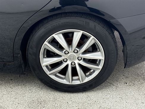 Used 2016 INFINITI Q50 3.0t Premium w/ 3.0T Premium Plus Package image 40