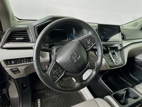 Used 2024 Honda Odyssey EX-L image 9