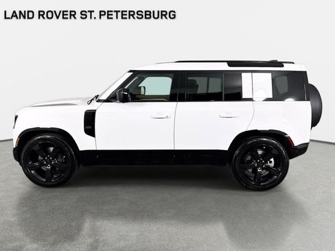 Used 2026 Land Rover Defender 110 X-Dynamic SE AWD/4WD image 8
