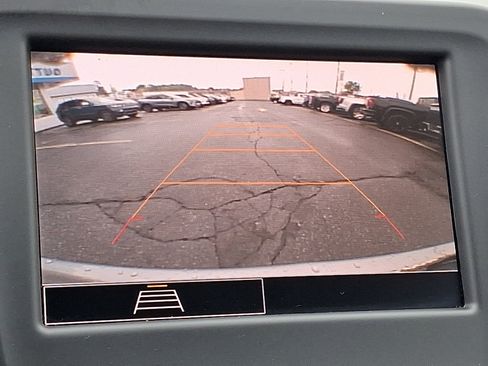Used 2023 Chevrolet Equinox LS AWD/4WD image 19