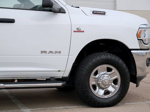 Used 2022 RAM 2500 Tradesman w/ Chrome Appearance Group AWD/4WD image 28