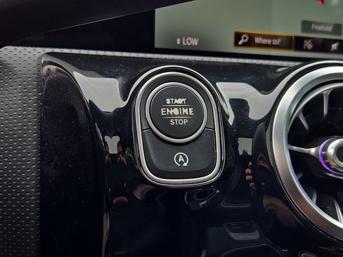 Used 2019 Mercedes-Benz A 220 4MATIC image 24