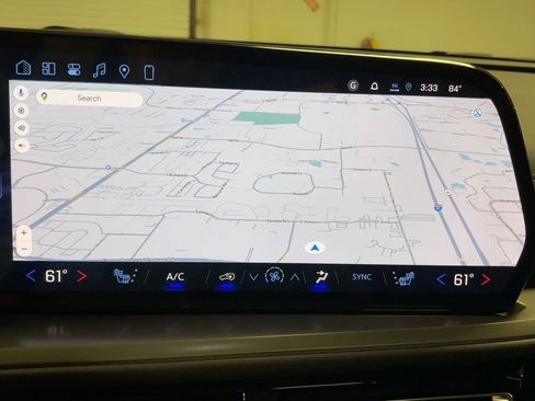 New 2026 Chevrolet Traverse LT w/ Sun and Wheel Package image 24