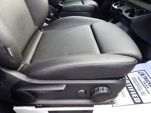 Used 2023 Mercedes-Benz Sprinter 2500 image 34