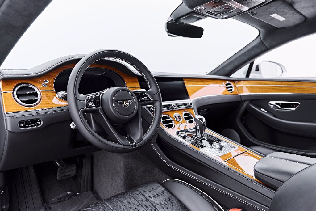 Used 2020 Bentley Continental GT AWD/4WD image 2