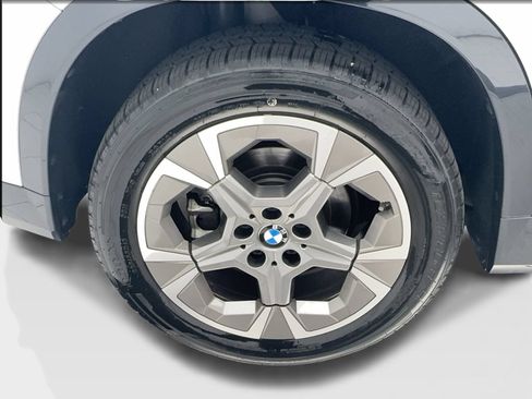 Used 2025 BMW X1 xDrive28i AWD/4WD image 14