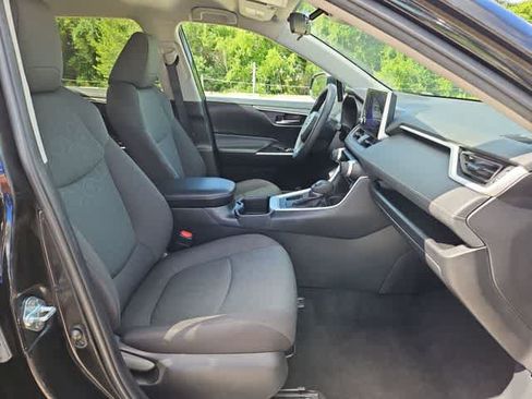 Used 2024 Toyota RAV4 XLE FWD image 18