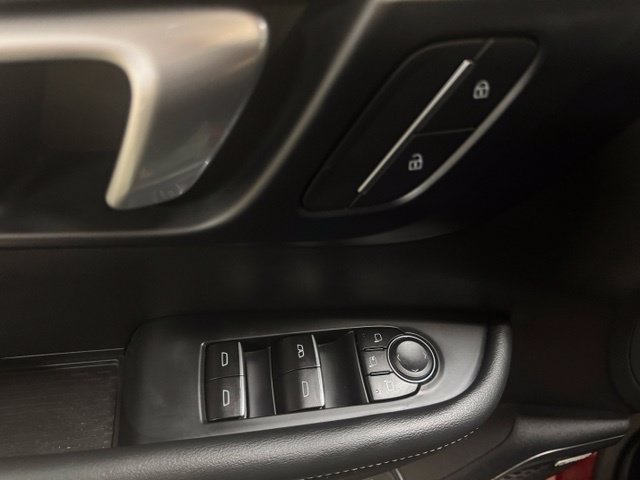 Used 2026 Buick Enclave Sport Touring AWD/4WD image 13