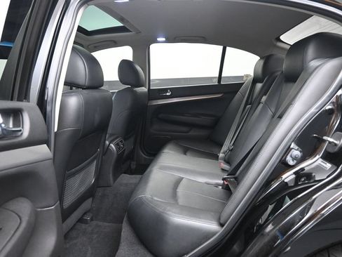 Used 2015 INFINITI Q40 AWD w/ Navigation Package image 21