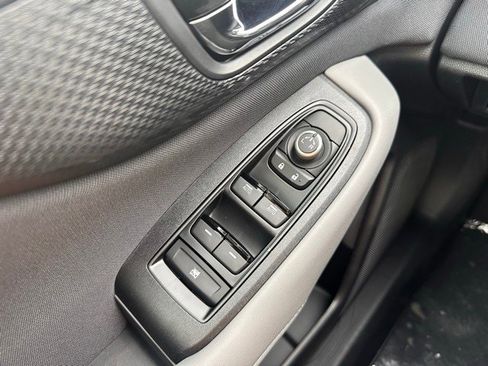 New 2025 Subaru Outback Premium image 17