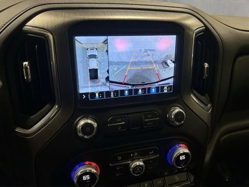 Used 2021 GMC Sierra 2500 Denali w/ Denali Ultimate Package AWD/4WD image 18