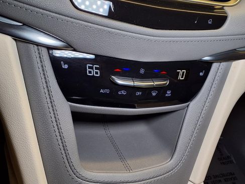 Certified 2023 Cadillac XT5 Premium Luxury FWD image 6
