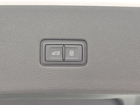 New 2026 Audi Q8 Premium AWD/4WD image 14