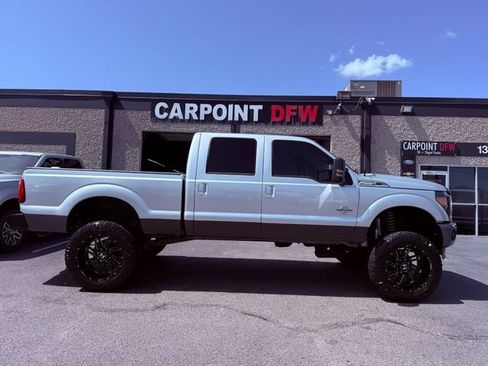 Used 2016 Ford F250 Lariat w/ Lariat Ultimate Package AWD/4WD image 3