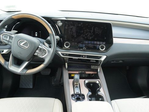 Used 2025 Lexus RX 350 Premium Plus w/ Accessory Package (Z1) FWD image 12