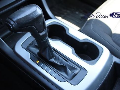 Used 2020 Chevrolet Colorado LT w/ LT Convenience Package RWD image 15