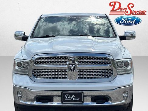 Used 2016 RAM 1500 Laramie w/ Convenience Group AWD/4WD image 2