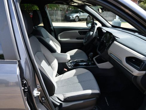Used 2026 Subaru Forester Premium AWD/4WD image 23