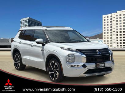 Used 2024 Mitsubishi Outlander 4WD Plug-In Hybrid