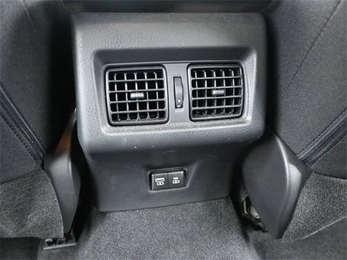 Used 2025 Toyota Camry LE w/ Convenience Package image 17