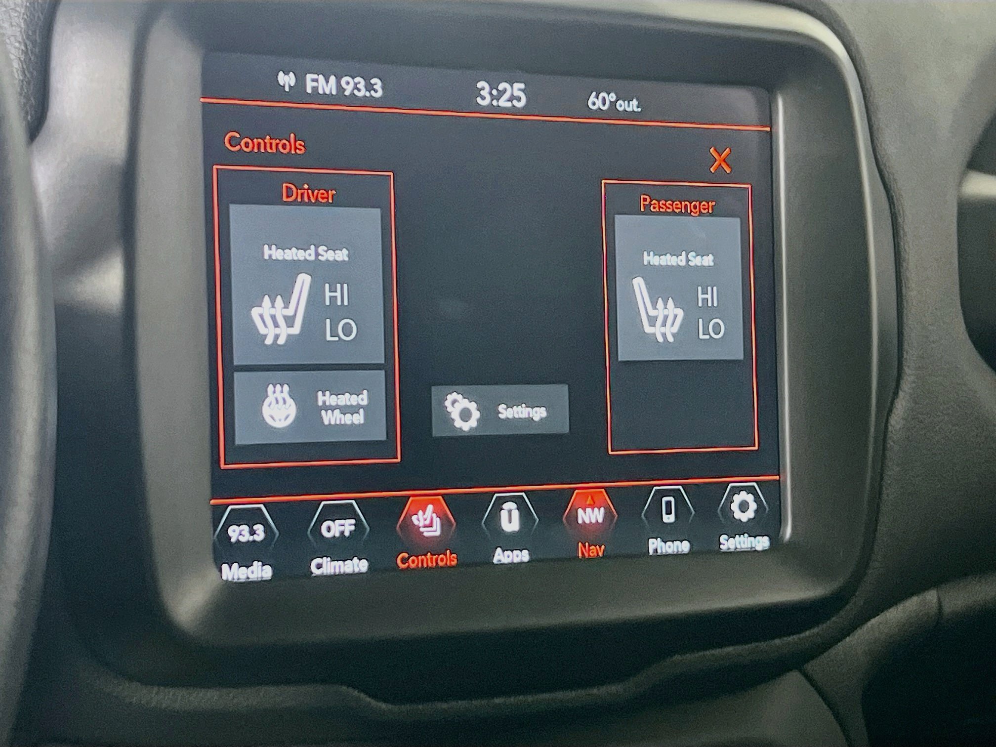 Used 2023 Jeep Renegade Trailhawk w/ Trailhawk Elite Group AWD/4WD image 20