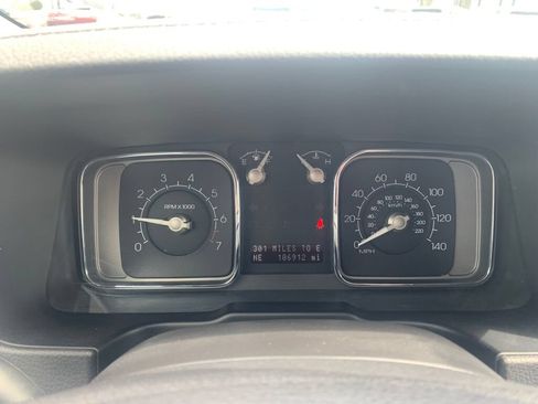 Used 2009 Lincoln MKX AWD image 17