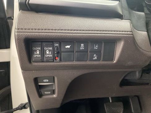 Used 2019 Honda Odyssey EX-L image 31