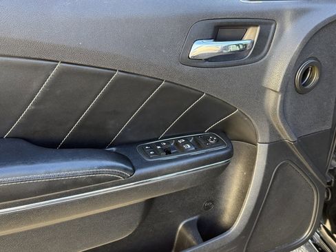 Used 2011 Dodge Charger R/T image 15