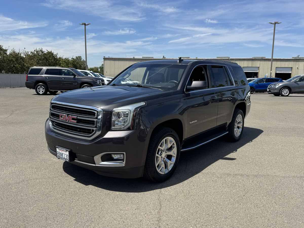 Used 2017 GMC Yukon SLE w/ SLE Value Package AWD/4WD image 5