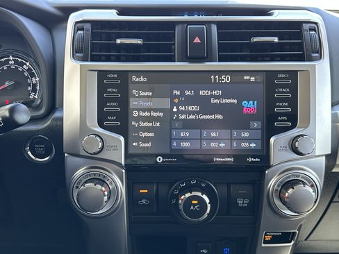 Used 2023 Toyota 4Runner SR5 image 33