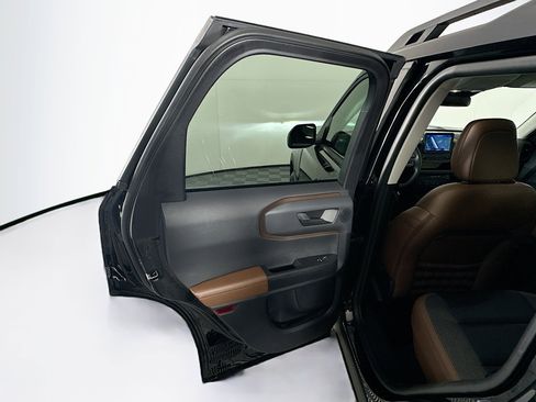 Used 2023 Ford Bronco Sport Outer Banks w/ Tech Package image 25