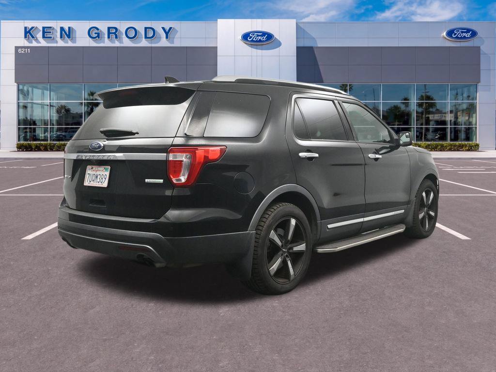 Used 2017 Ford Explorer Limited FWD image 7