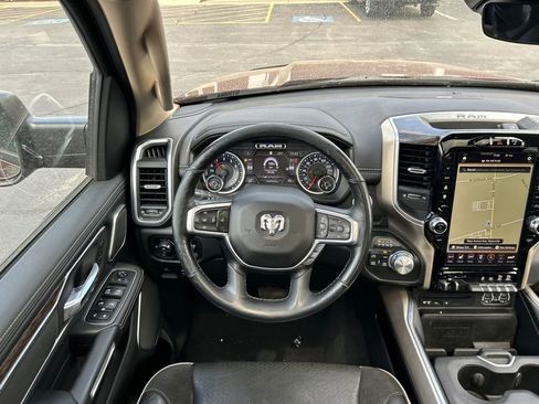 Used 2019 RAM 1500 Laramie AWD/4WD image 30