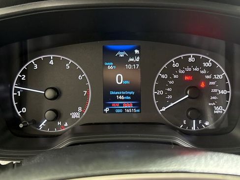 Used 2023 Toyota Corolla SE FWD image 33