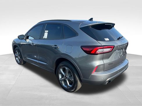 Used 2024 Ford Escape ST-Line w/ Tech Pack #1 AWD/4WD image 3