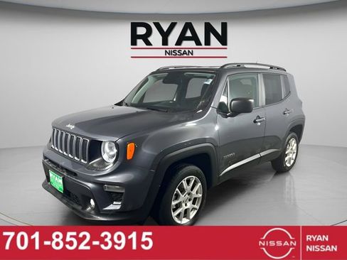 Used 2022 Jeep Renegade Latitude w/ Convenience Group image 10