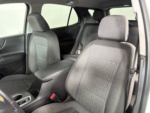Used 2022 Chevrolet Equinox LT FWD image 12