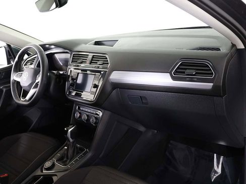 Used 2024 Volkswagen Tiguan S image 27