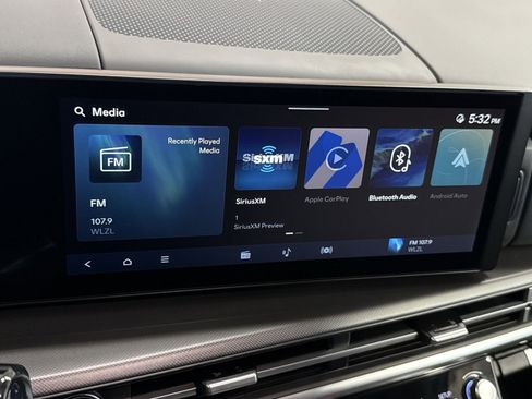 Used 2025 Hyundai Santa Fe XRT image 18