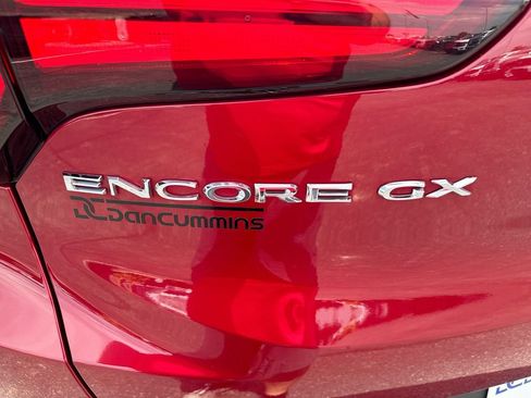 Used 2020 Buick Encore GX Preferred w/ Cold Weather Comfort Package FWD image 25
