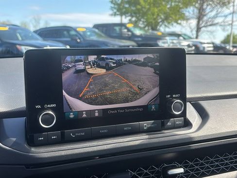 Certified 2024 Honda Accord EX image 22