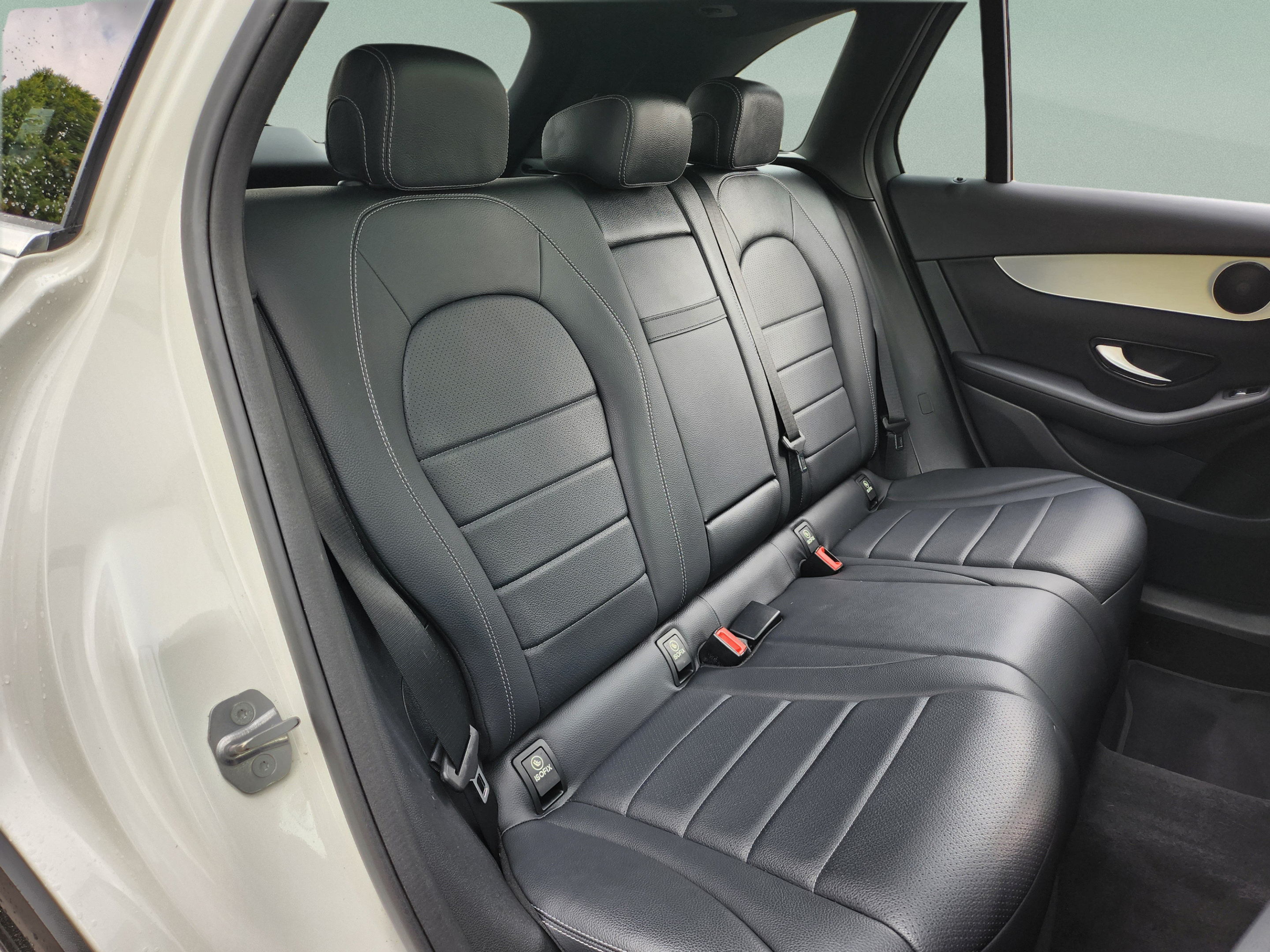 Used 2019 Mercedes-Benz GLC 300 image 27