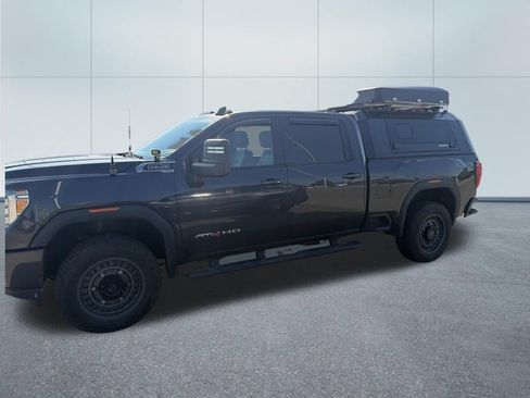 Used 2020 GMC Sierra 2500 AT4 w/ Technology Package AWD/4WD image 5
