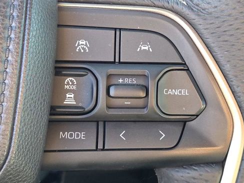 Used 2025 Toyota Tacoma TRD Sport image 29