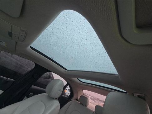 Used 2017 Mercedes-Benz C 300 Sedan w/ Premium 3 Package image 17