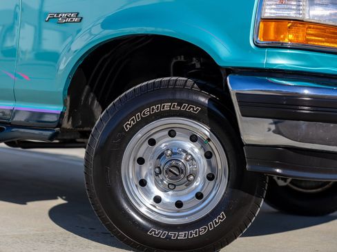 Used 1995 Ford F150 XL image 4