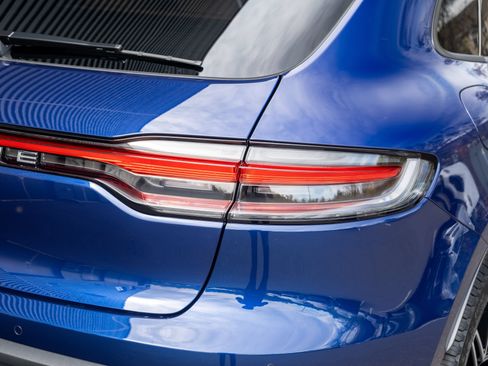 Certified 2026 Porsche Macan AWD/4WD image 39