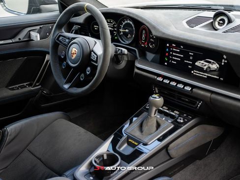 Used 2024 Porsche 911 GT3 RS RWD image 31