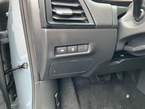 New 2026 Nissan Sentra SV w/ SV Convenience Package image 18